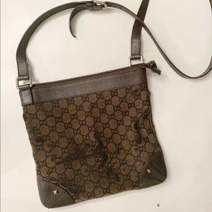 Gucci Crossbody Bag Leathwr Canvas Visibly Worn